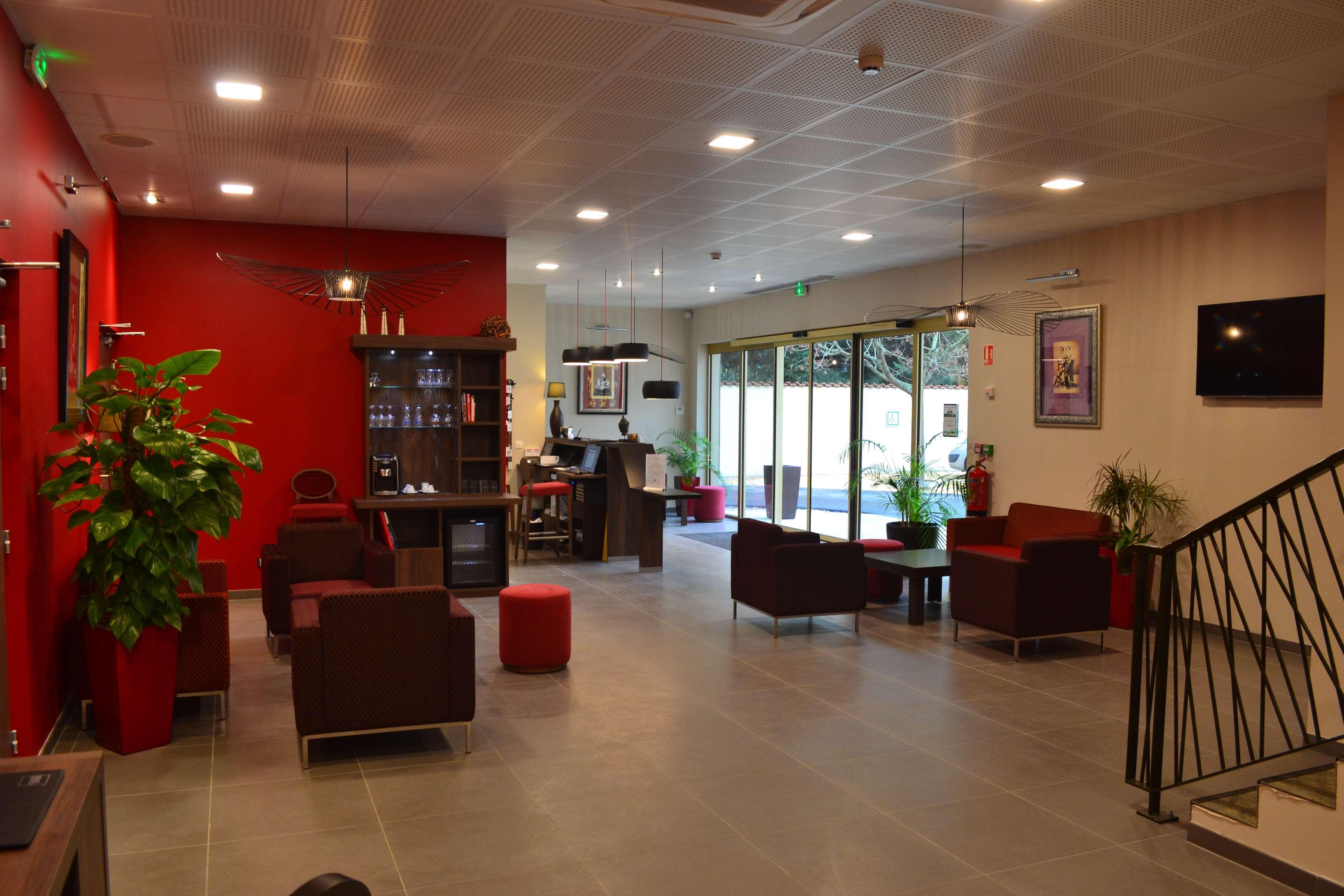 Best Western Hotel Des Barolles - Lyon Sud Brignais Bagian luar foto