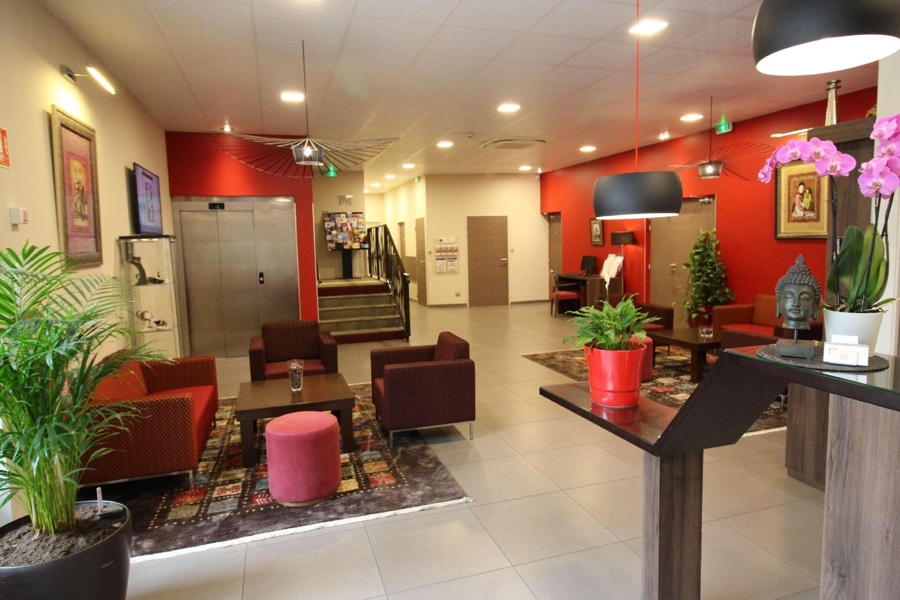 Best Western Hotel Des Barolles - Lyon Sud Brignais Bagian luar foto